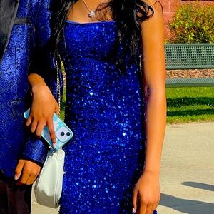 floor-long, blue sequin formal dress!